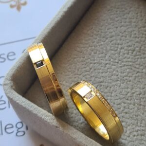 Aliança Charming 5mm 18K - Imagem 3
