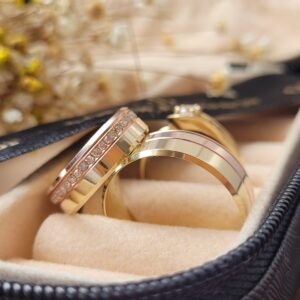 Aliança Loretta 6mm 18K - Imagem 5