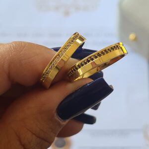 Aliança Viena 4mm 18K - Imagem 2