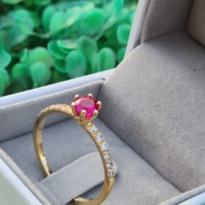 Anel Solitário de Ouro 18K com Rubi - Imagem 3